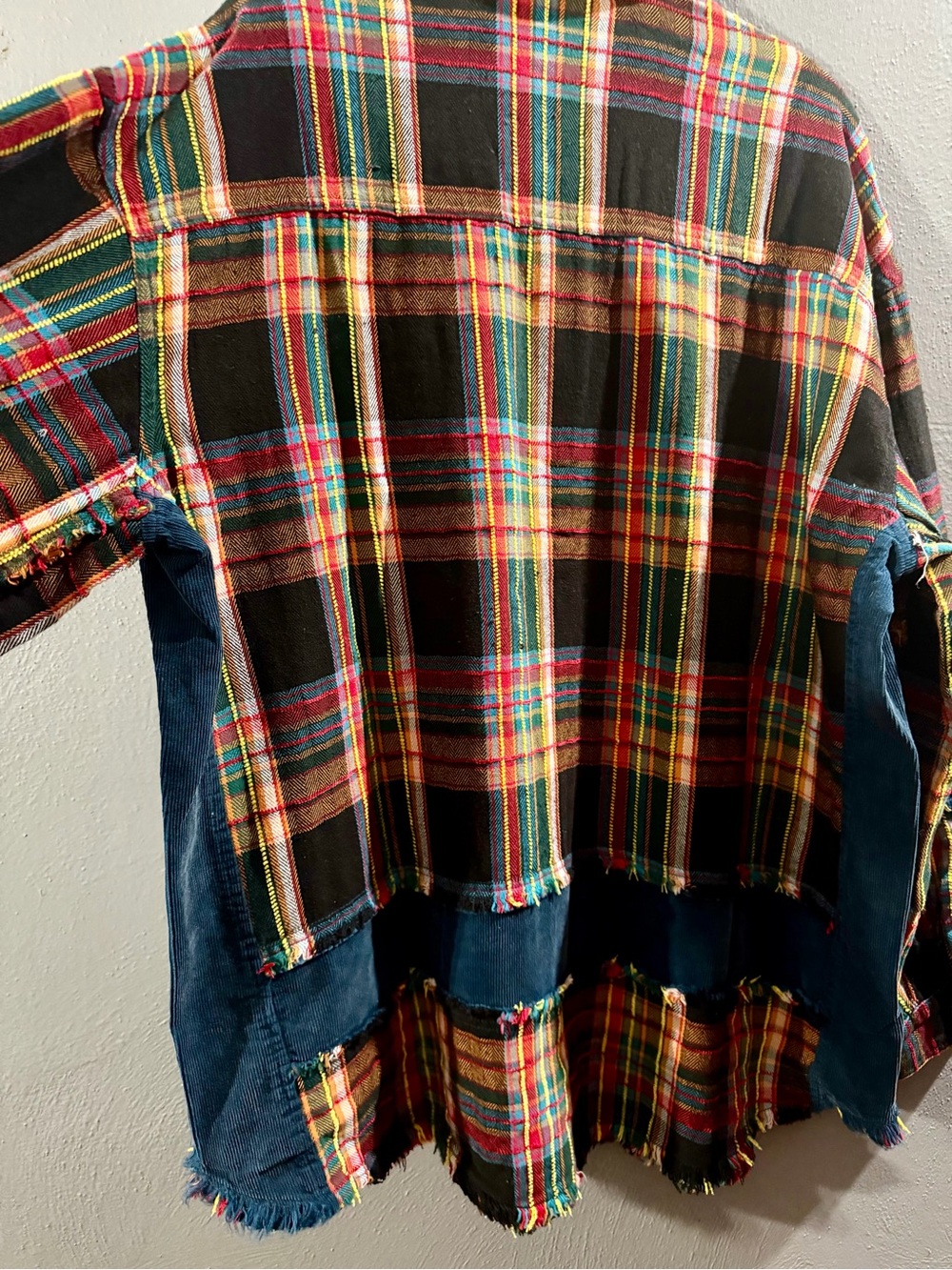 easel Multicolor Plaid Button-Down Shacket with Blue Corduroy Trim - Picture 7 of 10